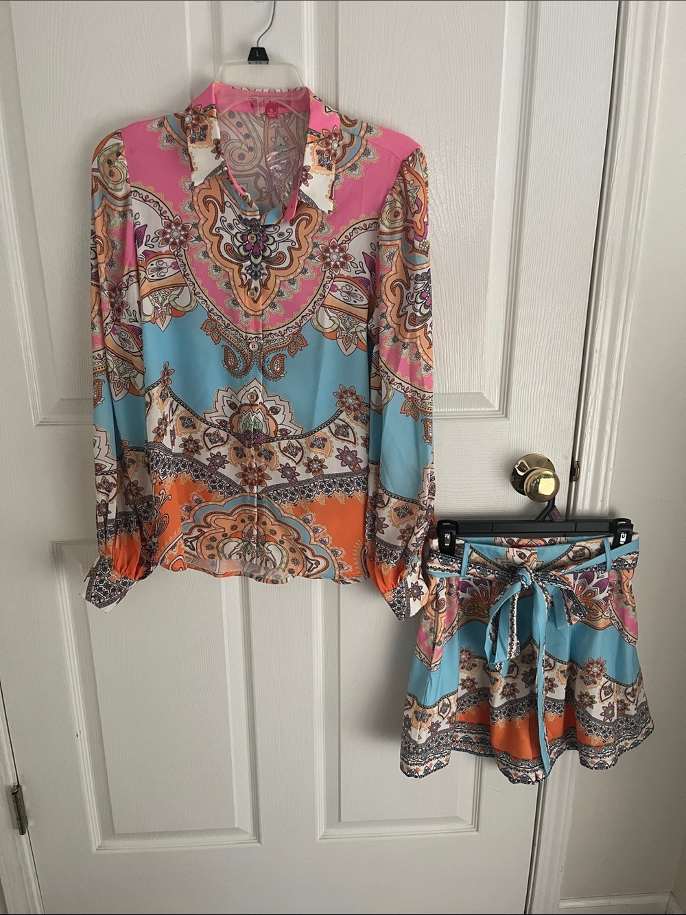 Flying Tomato Paisley Two-Piece Sleep Set in Pink, Blue & Orange